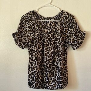 Sara Michelle Leopard Print Puff Sleeve Top